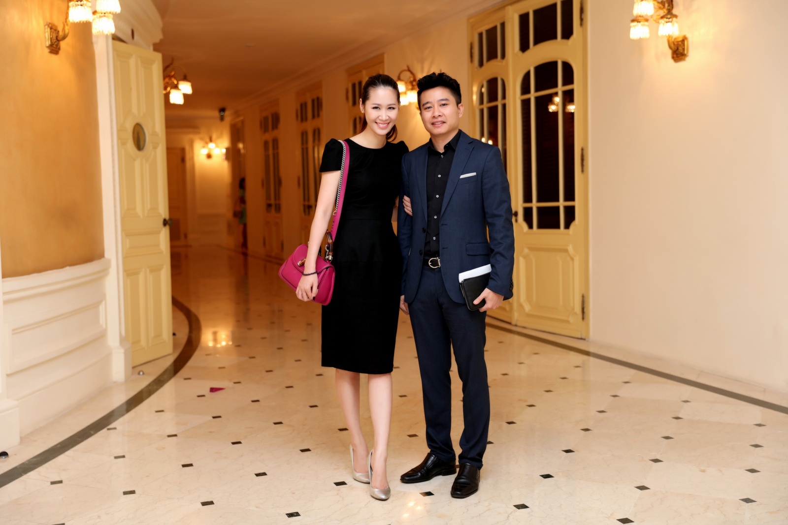 Duong My Linh song doi cung ong xa anh 6