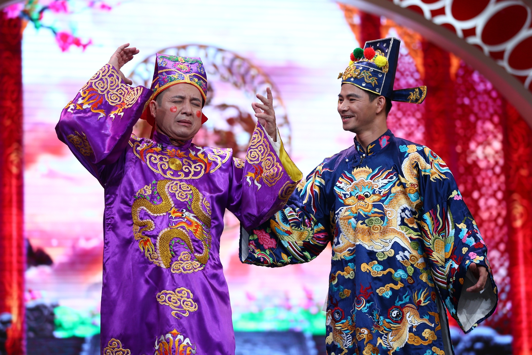 Dan nghe si 'quan chuc' cua Tao quan hinh anh