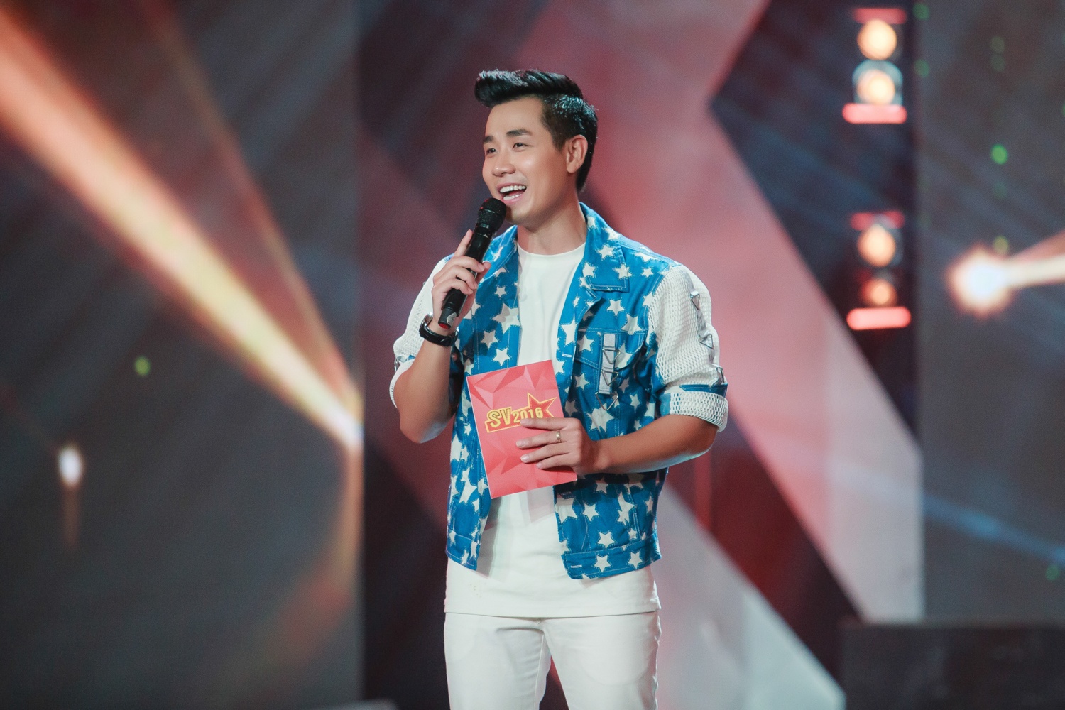 MC Nguyên Khang ảnh 1 MC Nguyen Khang anh 1