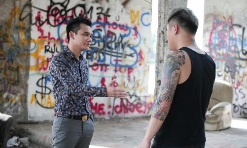 Vu Duy Khanh dong giang ho 'cuop' hon the cua Khac Viet hinh anh