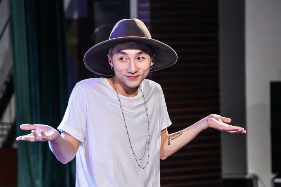 Son Tung M-TP: 'Du bi coi la dien, toi cung khong ban tam' hinh anh