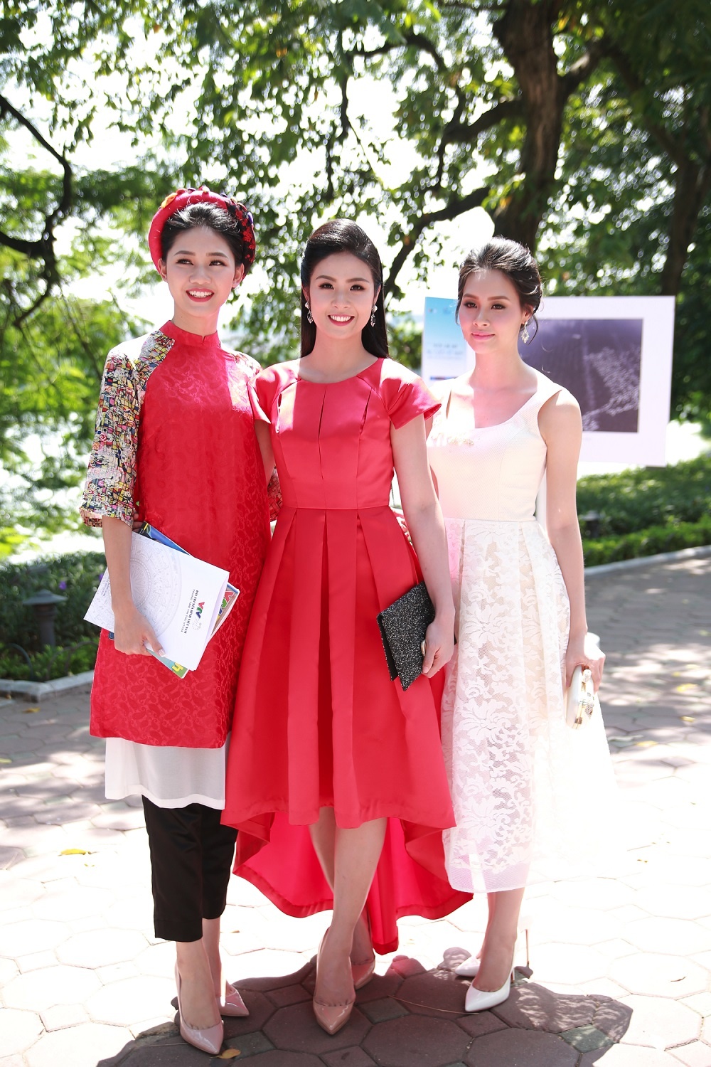 a hau Thanh Tu rang ro anh 1