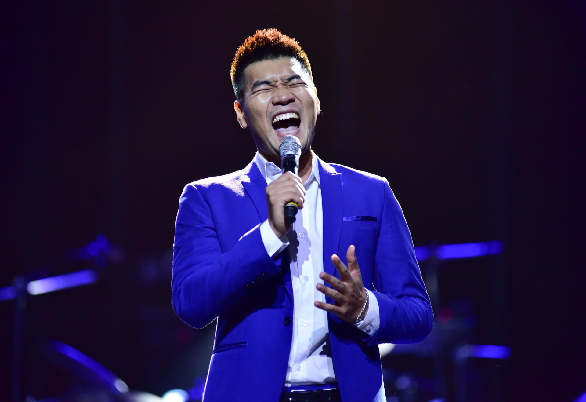 Ha Tran hat Tran Tien anh 7