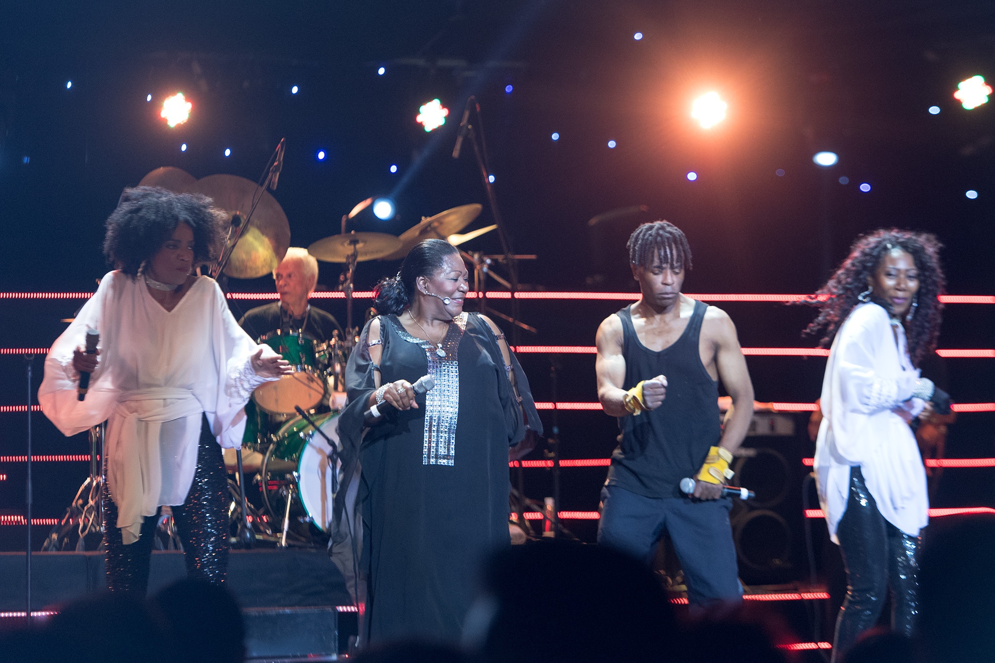nhún nhảy của Boney M ảnh 8 nhun nhay cua Boney M anh 8