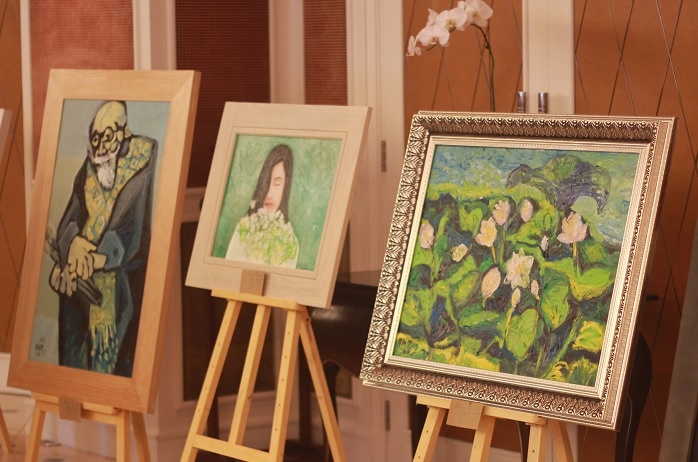 triển lãm tranh ủng hộ trẻ em nghèo ảnh 1 trien lam tranh ung ho tre em ngheo anh 1