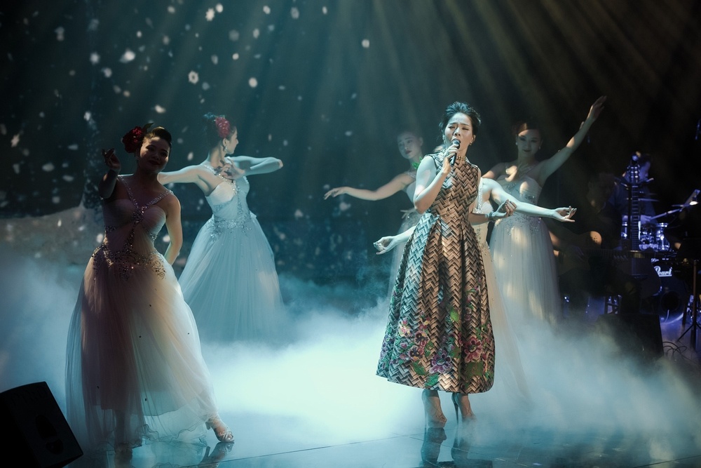 Le Quyen khong dam nhan nu hoang nhac xua anh 4