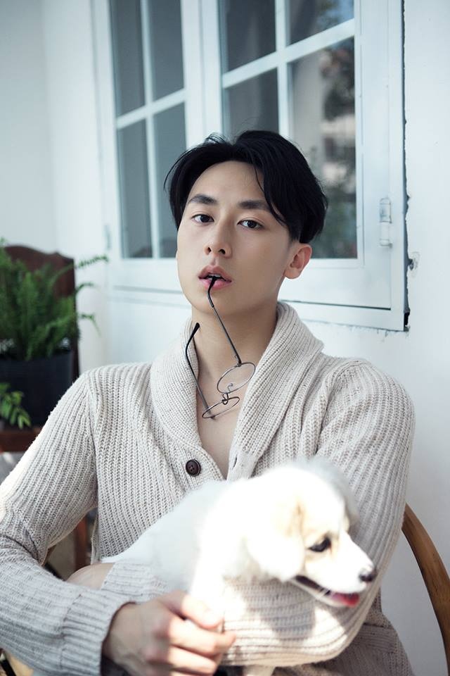 Rocker Nguyễn không thích gọi soái ca ảnh 2 Rocker Nguyen khong thich goi soai ca anh 2