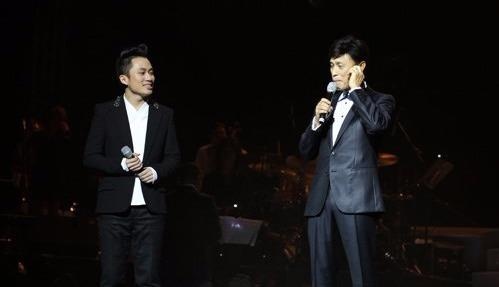 Lan dau tien Tung Duong song ca cung Tuan Ngoc o Ha Noi hinh anh