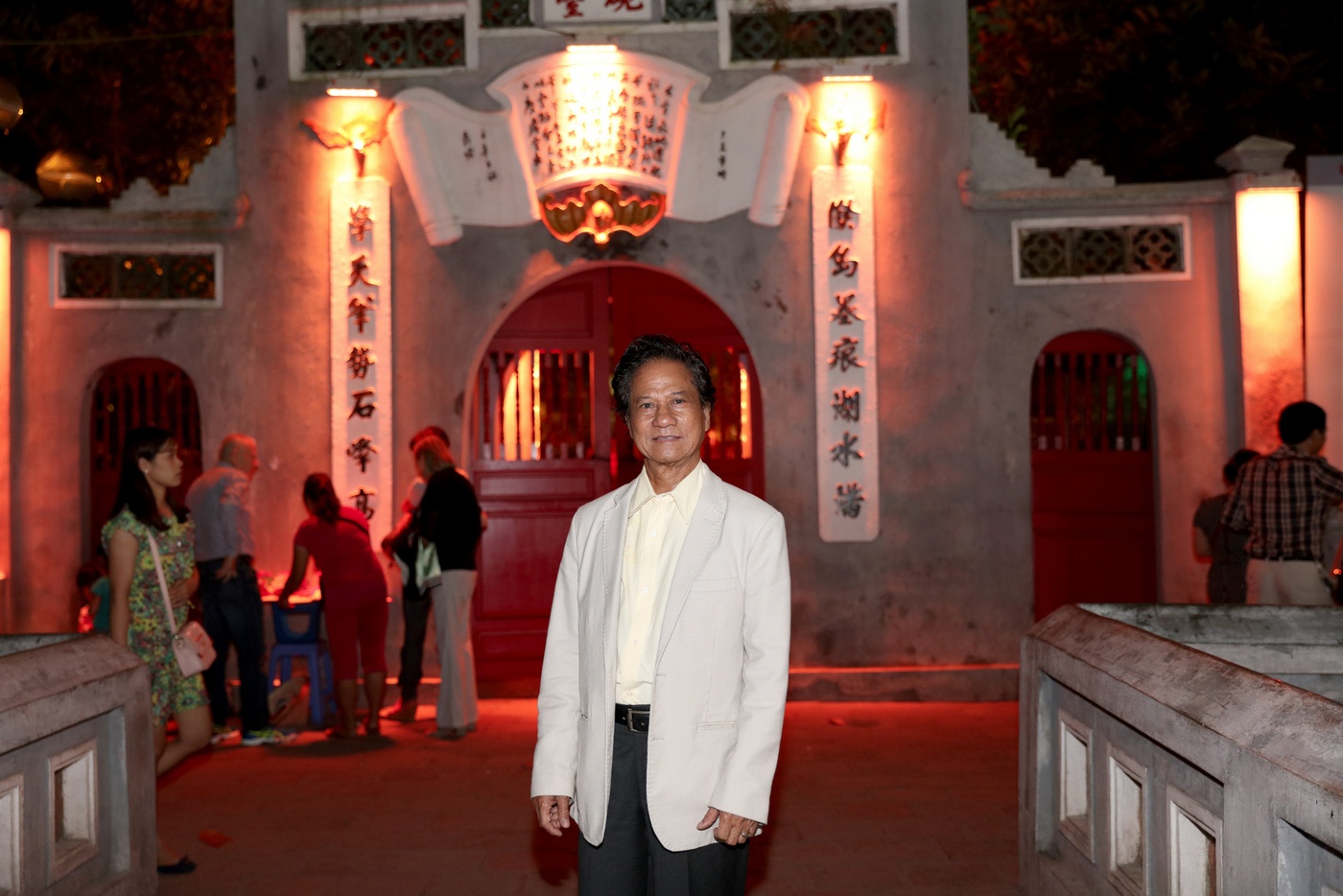 khan gia vay kin Che Linh anh 2