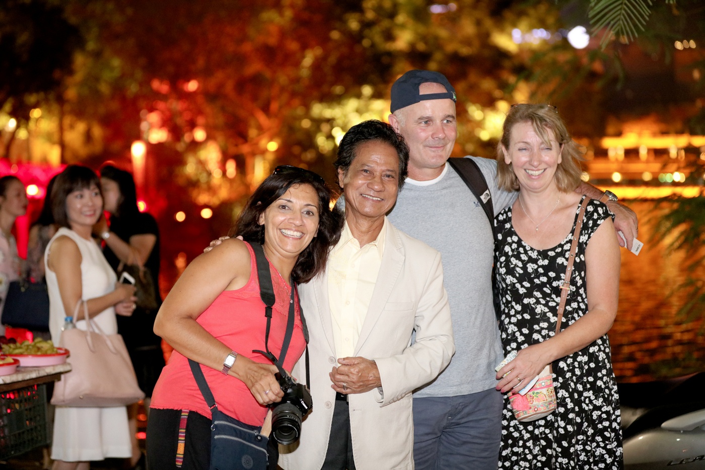 khan gia vay kin Che Linh anh 8