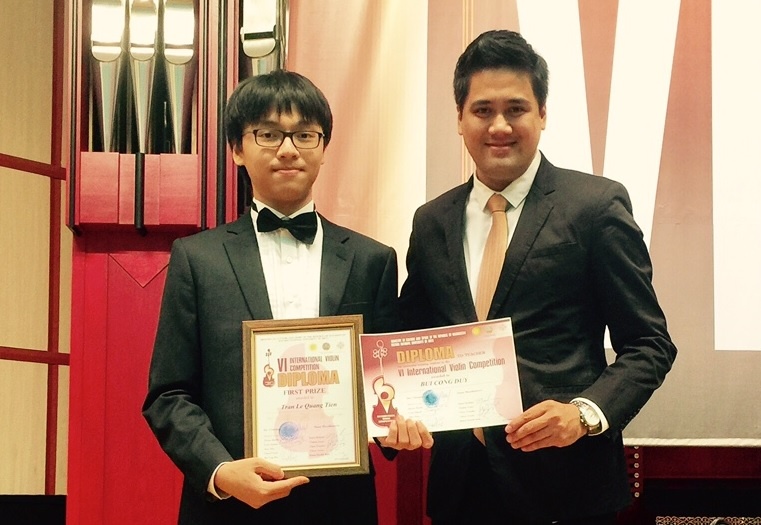 Cau be Viet 14 tuoi gianh giai Nhat cuoc thi violin Quoc te hinh anh