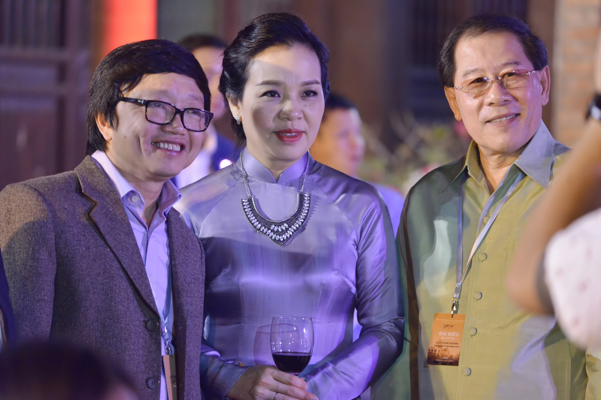 Nghe si Nhan dan chup anh tu suong anh 2