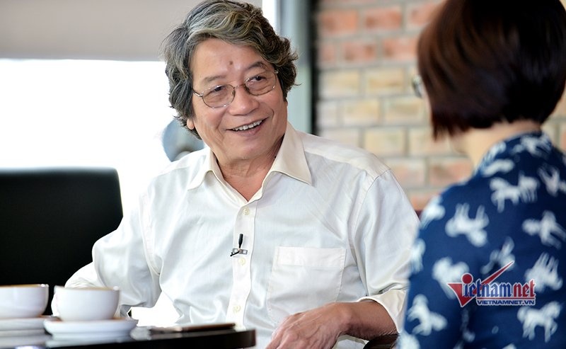 Pho Duc Phuong va ruou,  dan ba anh 2