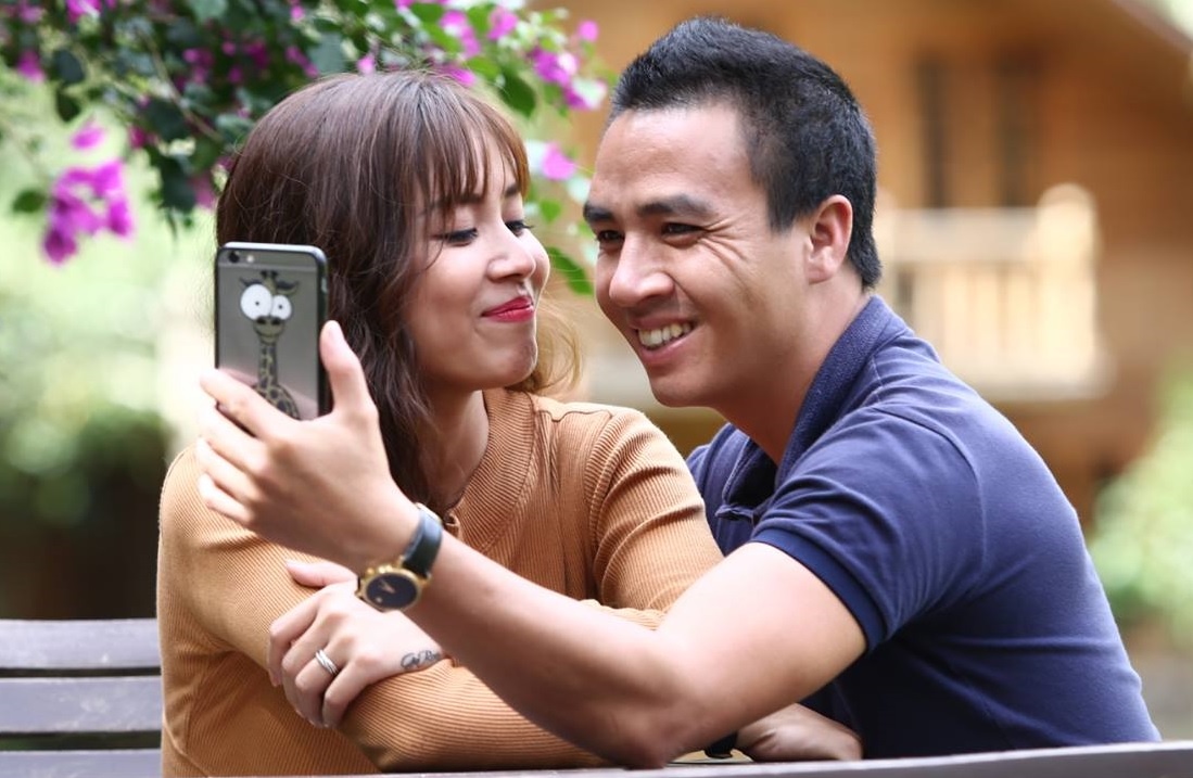 MC Hoang Linh chia tay Trung Nghia, cong khai nguoi yeu moi hinh anh