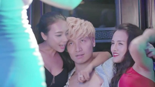 'Tuoi thanh xuan 2' vua len song da gay tranh cai hinh anh