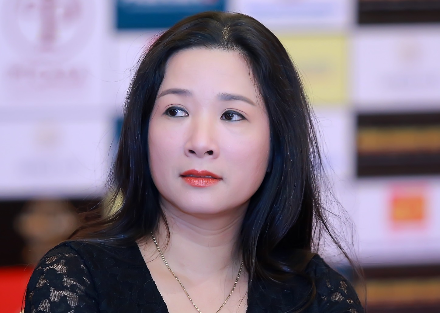 Ly do Thanh Thanh Hien vang mat trong show cua Che Linh hinh anh