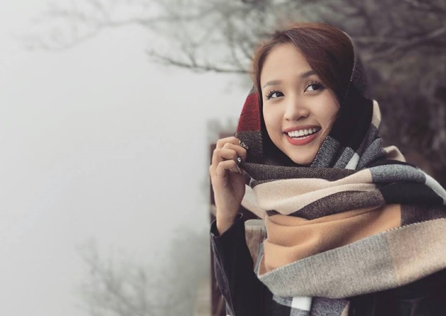 Van Hugo: Ba me don than lac quan va ban linh cua showbiz hinh anh