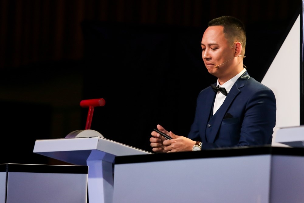 Ung Dai Ve ke chuyen mat het nha cua anh 3