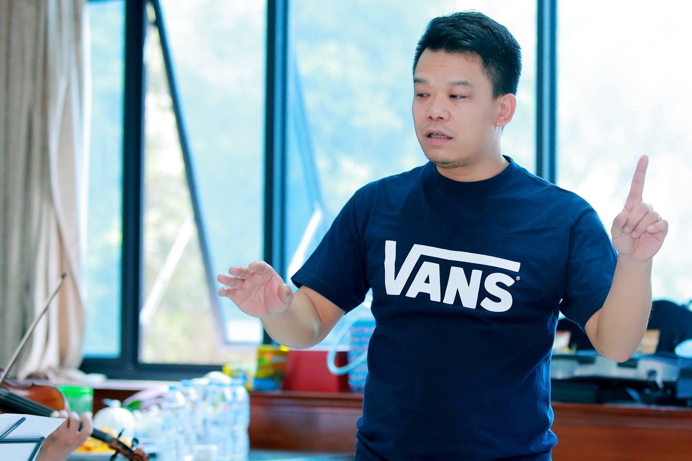 Tung Duong tap luyen cho dem nhac anh 5