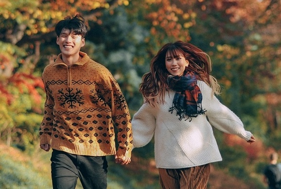 Min ra mat MV quay cung nam nguoi mau Han Quoc hinh anh