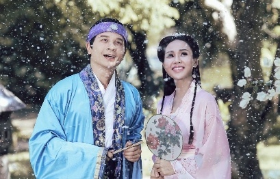 MV co trang Viet gay tranh cai vi giong Trung Quoc hinh anh