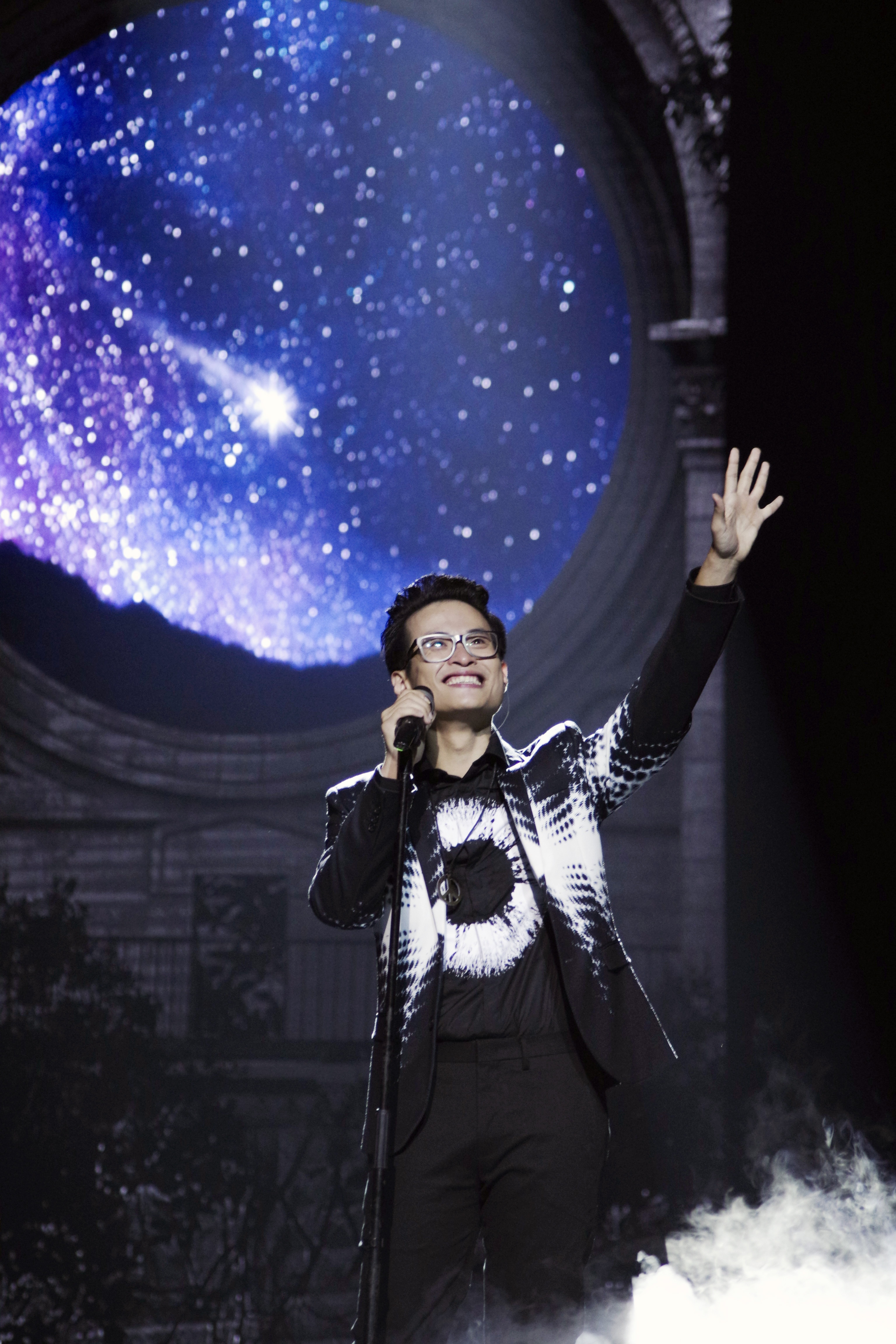 khan gia vay kin Ha Anh Tuan anh 11