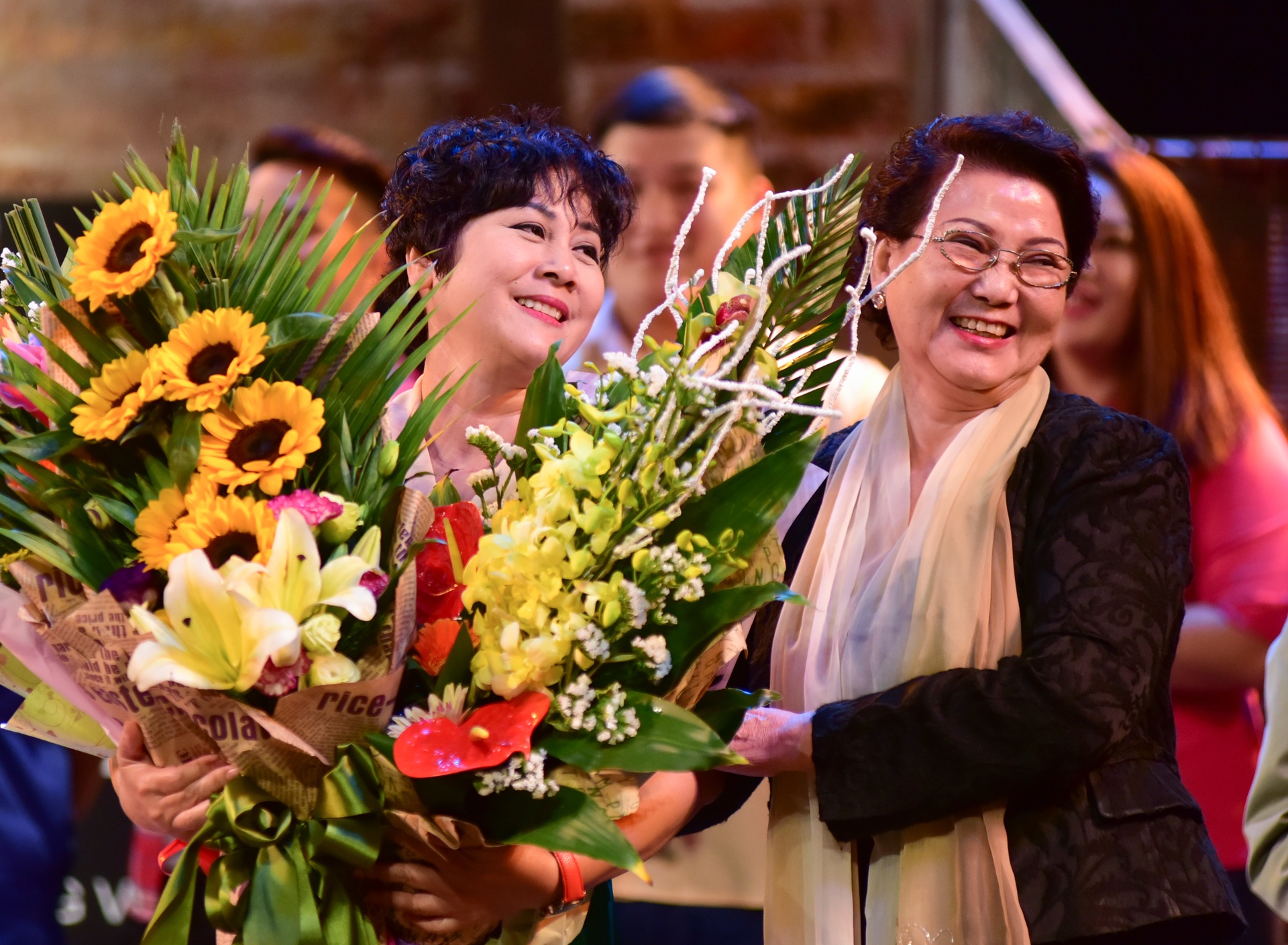 Minh Hằng về hưu ảnh 3 Minh Hang ve huu anh 3