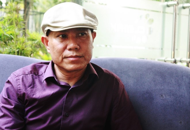 Van Sang: 'Toi khong biet ve gi cho bia sach cuoc doi minh' hinh anh