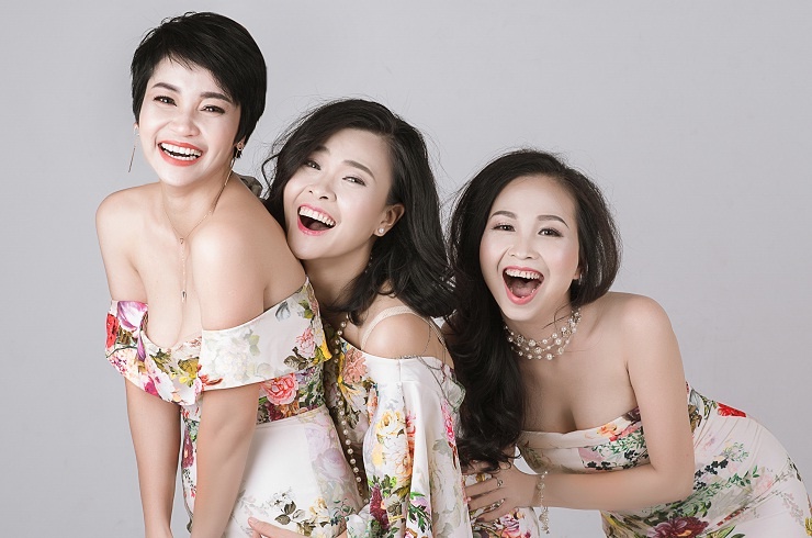 Nhom Con Gai chao xuan voi show dau tien trong su nghiep hinh anh