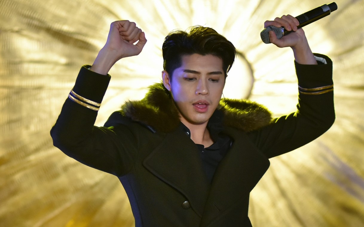 Noo Phuoc Thinh: 'Showbiz Viet, cang noi tieng cang co don' hinh anh