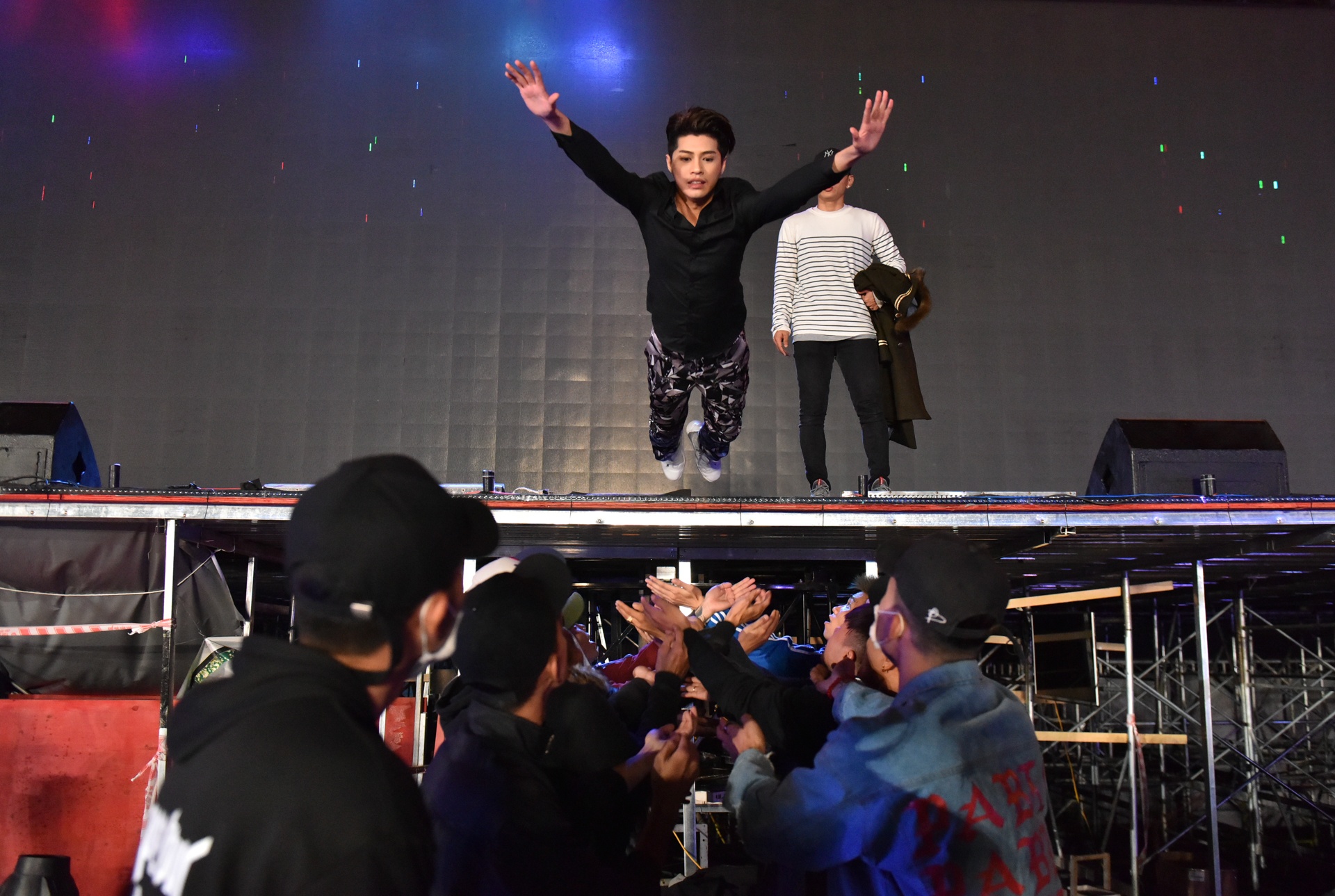 Noo Phước Thịnh showbiz cô đơn ảnh 2 Noo Phuoc Thinh showbiz co don anh 2