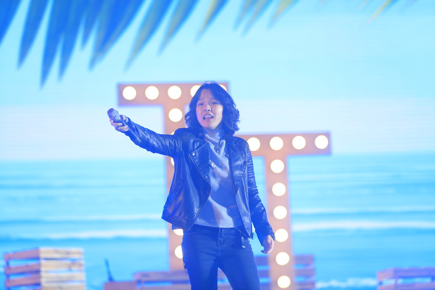 Tuan Hung nhap vien anh 4