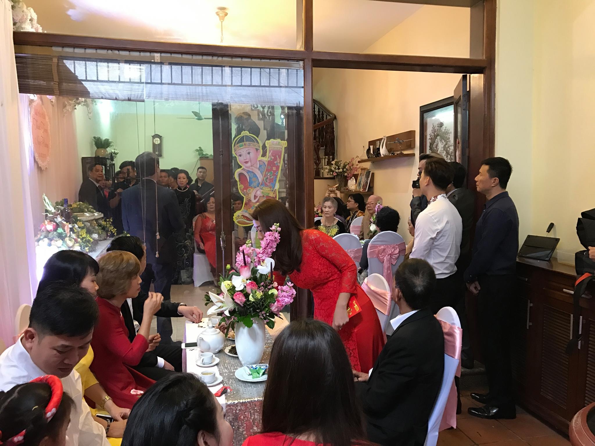 MC Thành Trung ăn hỏi ảnh 3 MC Thanh Trung an hoi anh 3