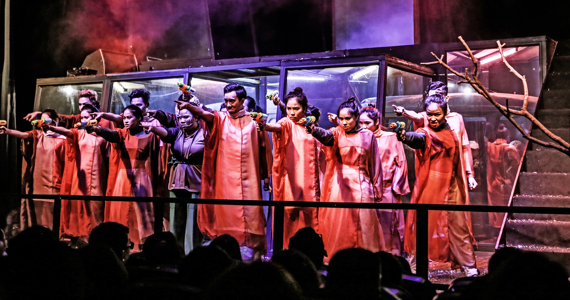 nhac kich Nguyen Phi Phi Anh anh 7