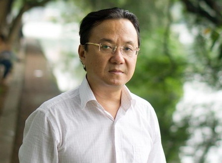 Hong Thanh Quang lam dem nhac tho tang phu nu da doan hinh anh