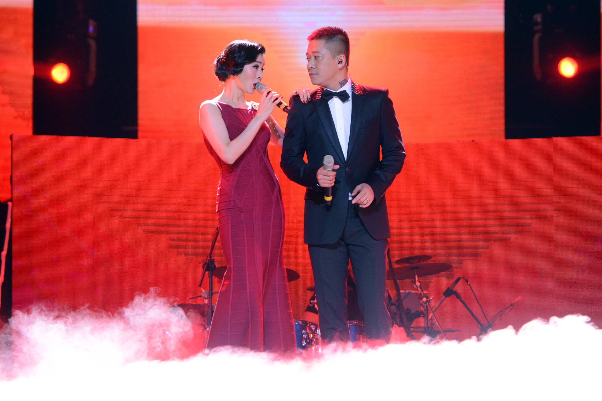 Tuan Hung Le Quyen song ca anh 1