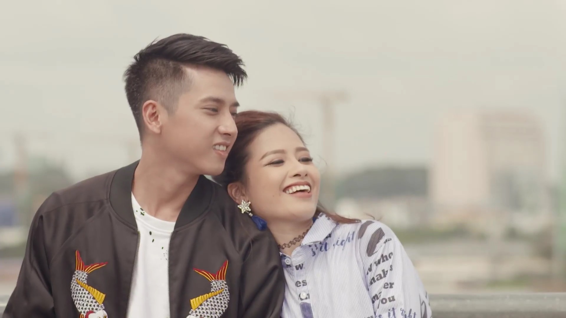 Duong Hoang Yen nhong nheo trong MV ra mat ngay 8/3 hinh anh