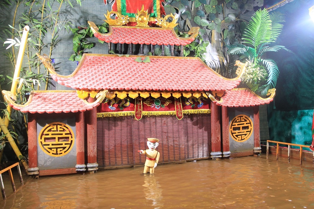 Trich doan tieu pham Dua xe cua Phan Thanh Liem hinh anh