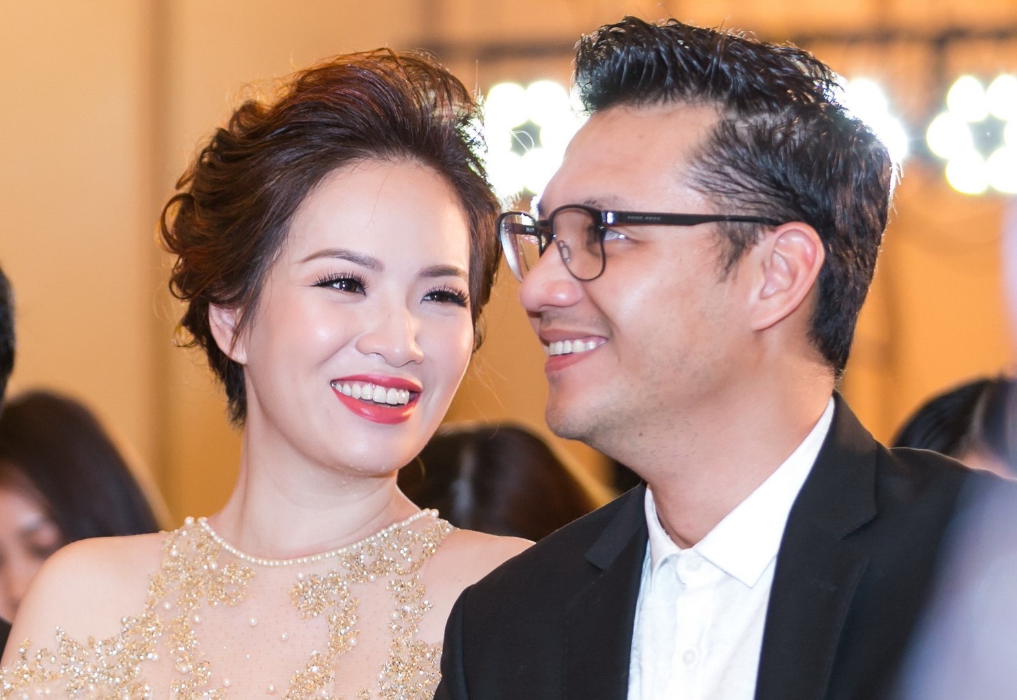 Dao dien Khai Anh: 'Khan gia se quen Dan Le la vo toi' hinh anh