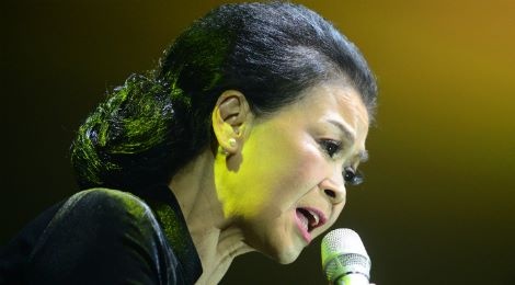 Khanh Ly tro lai Ha Noi trong dem nhac tuong nho Trinh Cong Son hinh anh