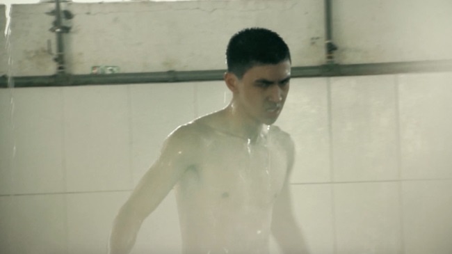 Dien vien Binh An la het vi phai tam nuoc lanh trong quan ngu hinh anh