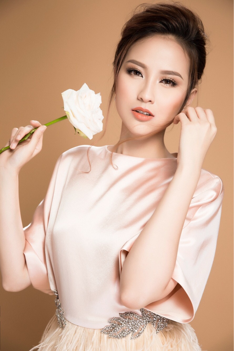 bo hinh moi Khanh Ngan anh 6