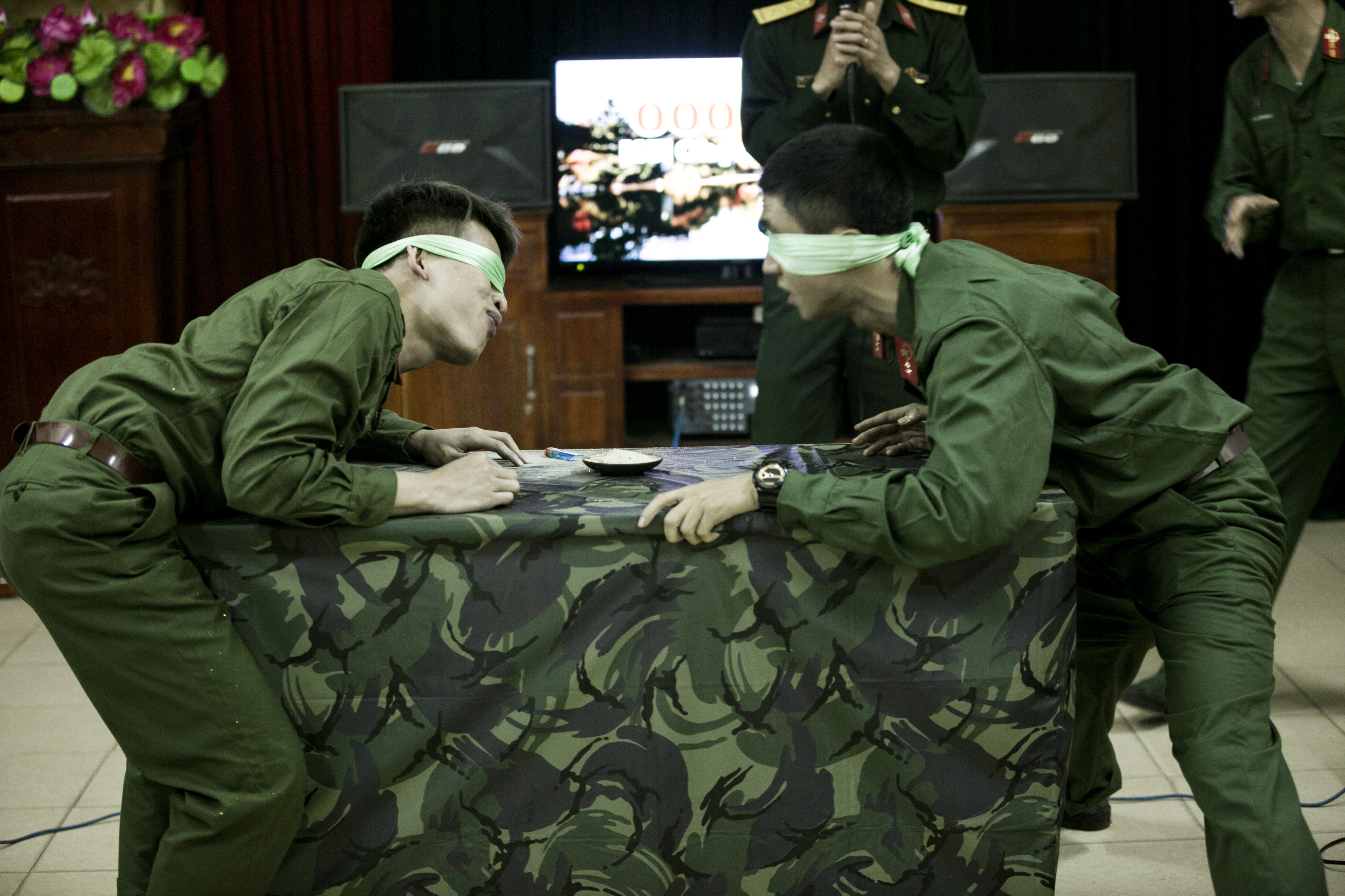 Binh An trong quan ngu anh 8