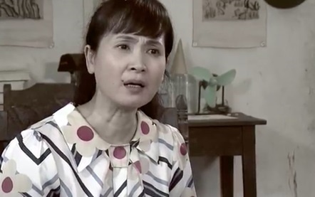 'Song chung voi me chong' tap 4: Ba Phuong bi che xac lao, that hoc hinh anh