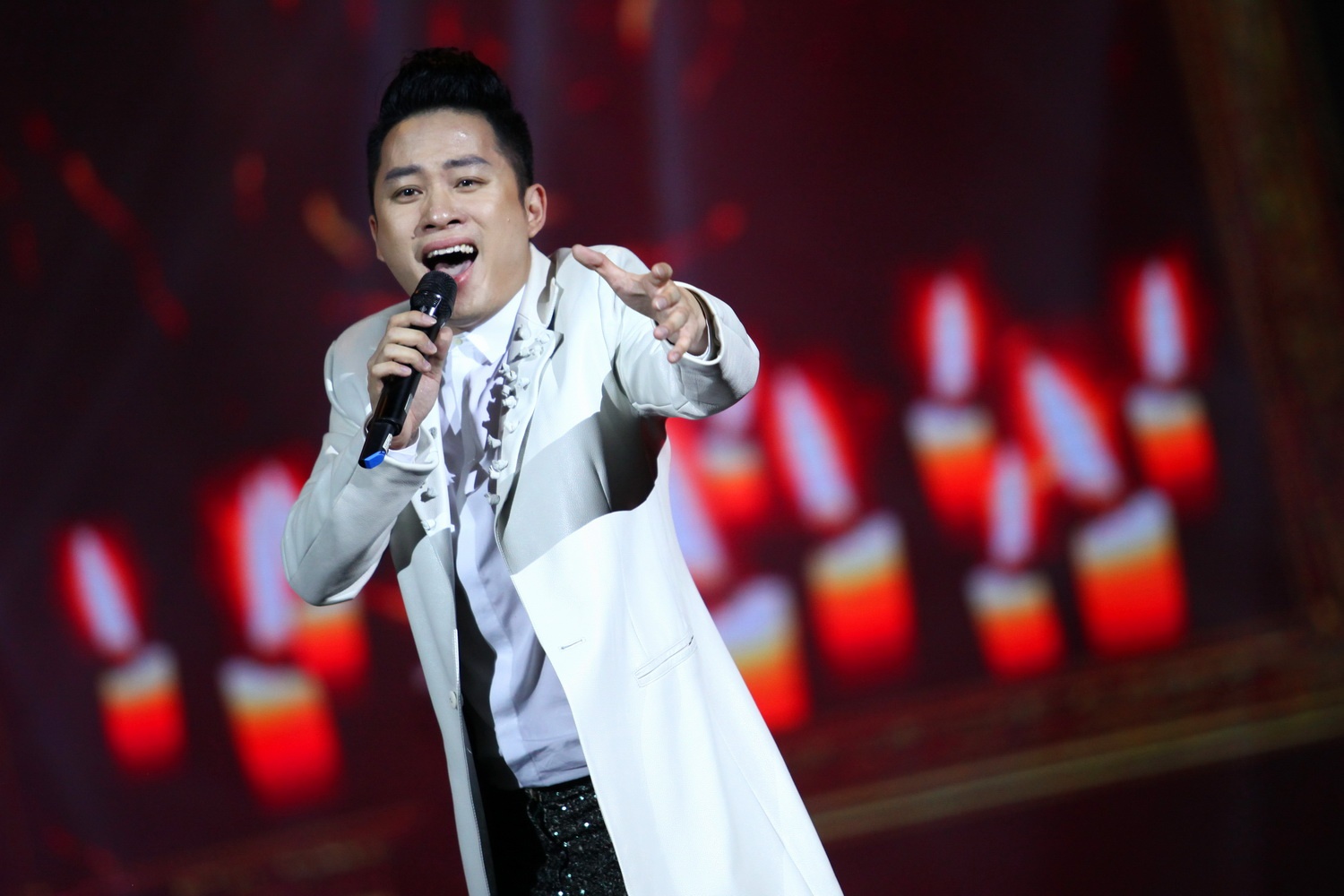 Tung Duong chay show anh 1