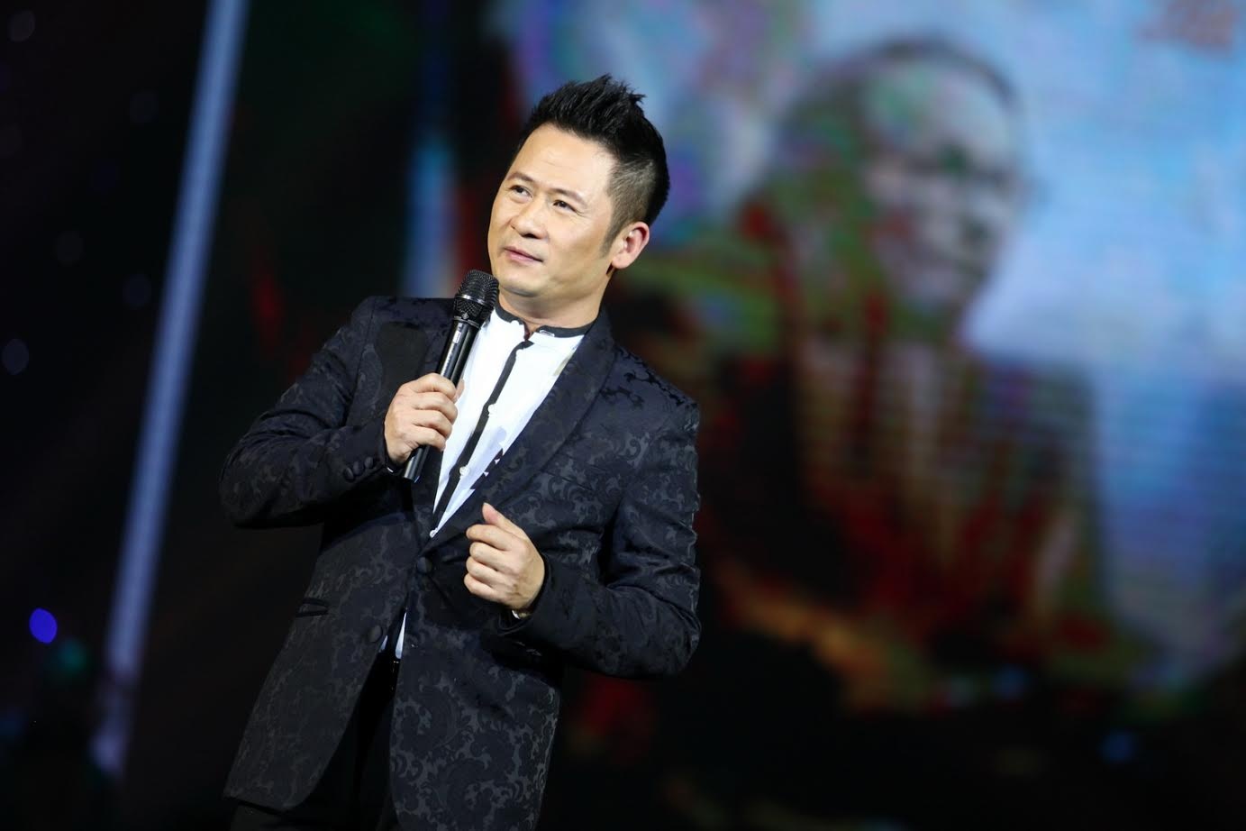 Tung Duong chay show anh 6