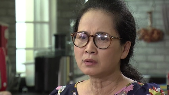 'Song chung voi me chong' tap 10: No la con dau hay den o nho, an do hinh anh