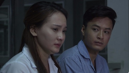 Song chung voi me chong anh 4