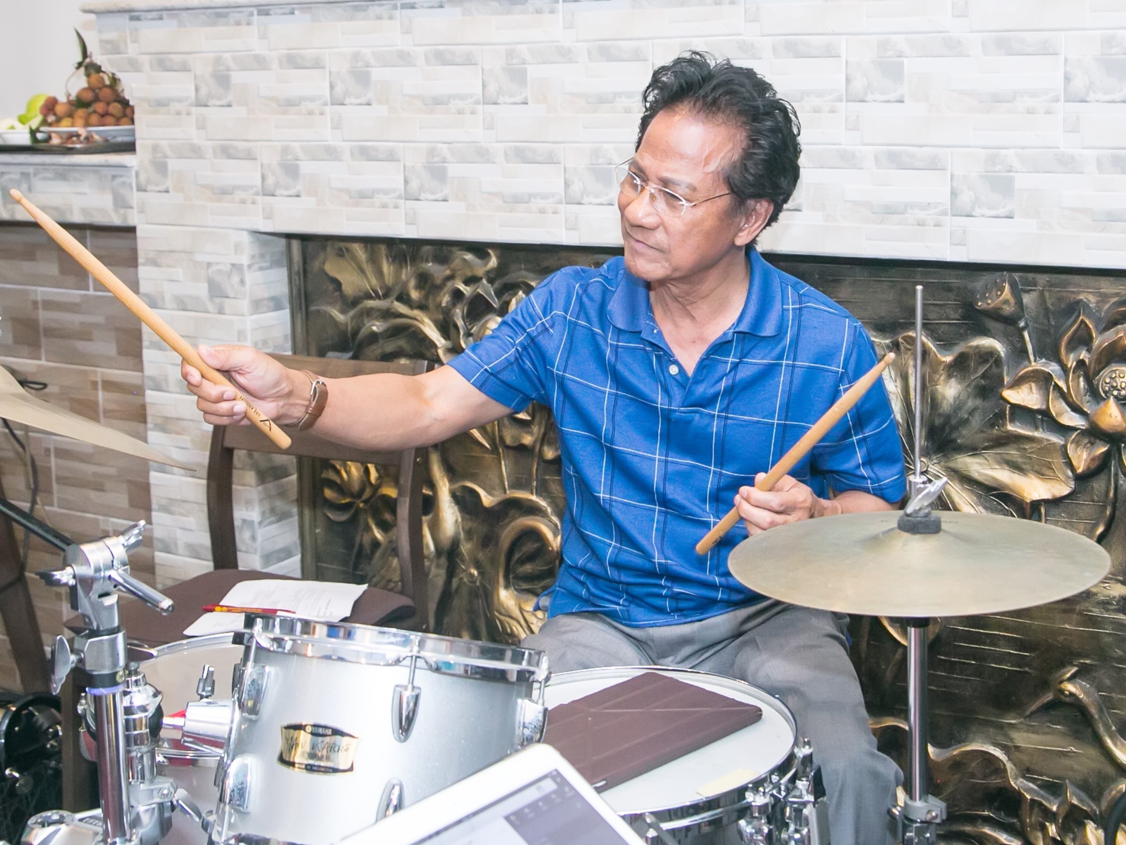 danh ca Che Linh tap nhac anh 6