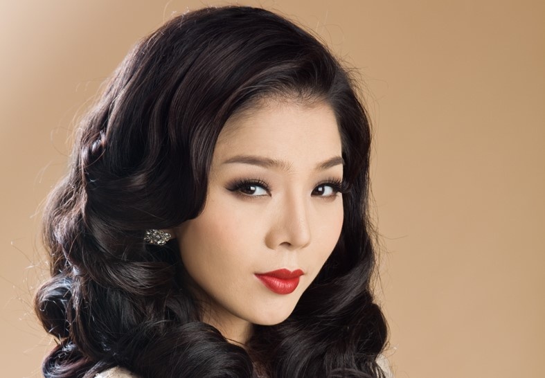 Le Quyen lam dem nhac chu de ve mua thu Ha Noi hinh anh